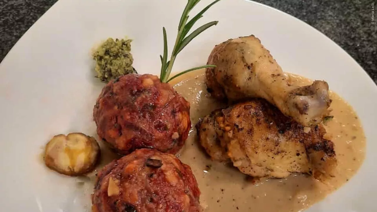 Hendlkeulen mit Kastanienfülle