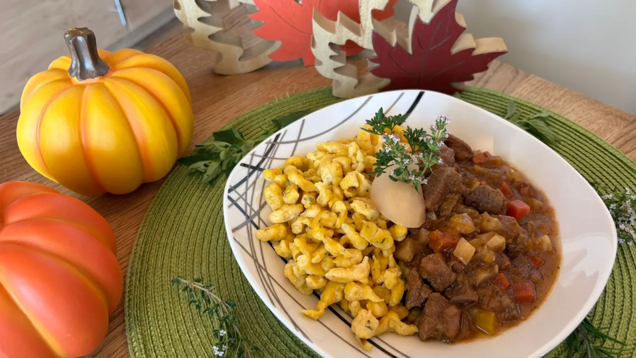 Rindsragout mit Kürbisspätzle