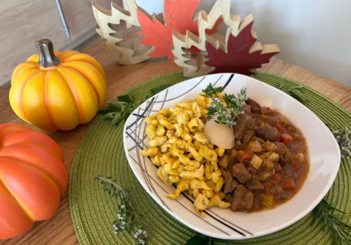 Rindsragout mit Kürbisspätzle