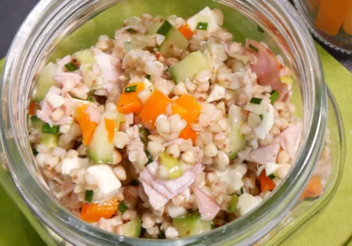 Buchweizensalat mit Schafskäse 