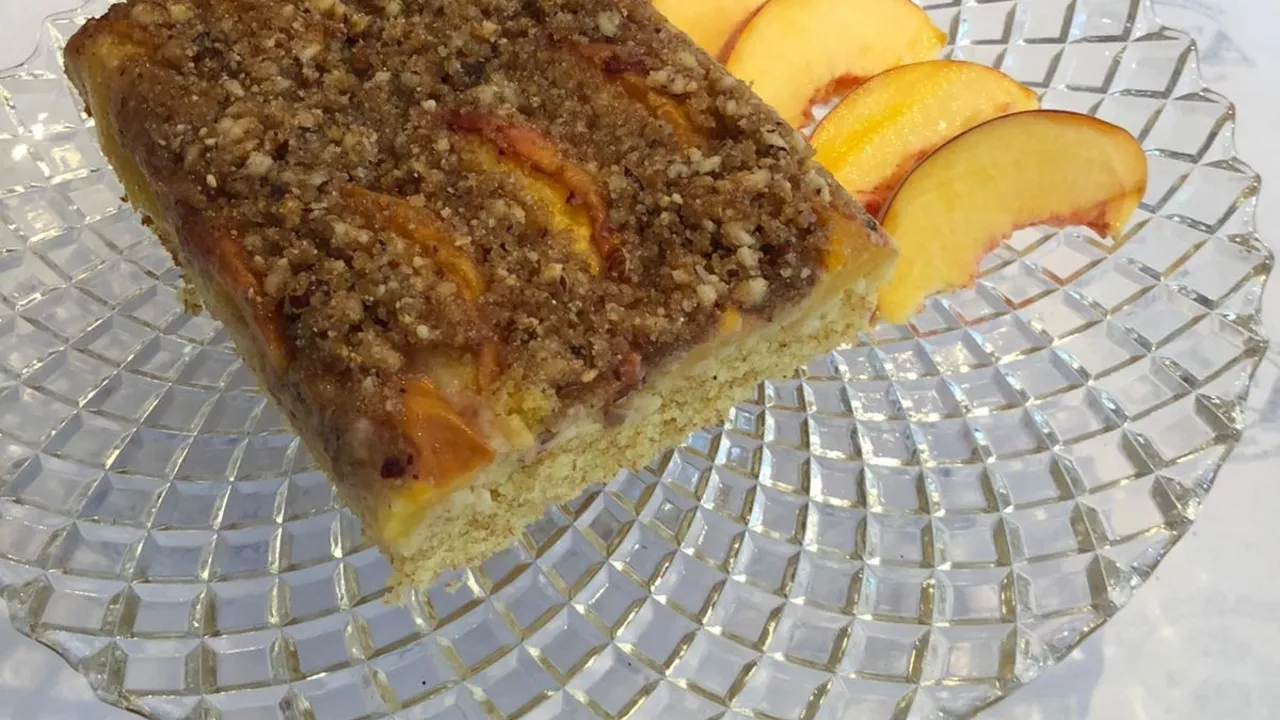 Pfirsich-Streuselkuchen