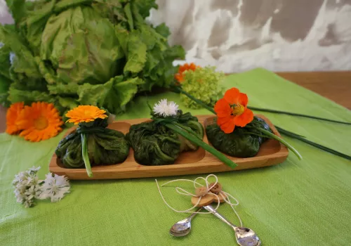 Grazer Krauthäuptel-Tascherl mit Gemüse-Tatar