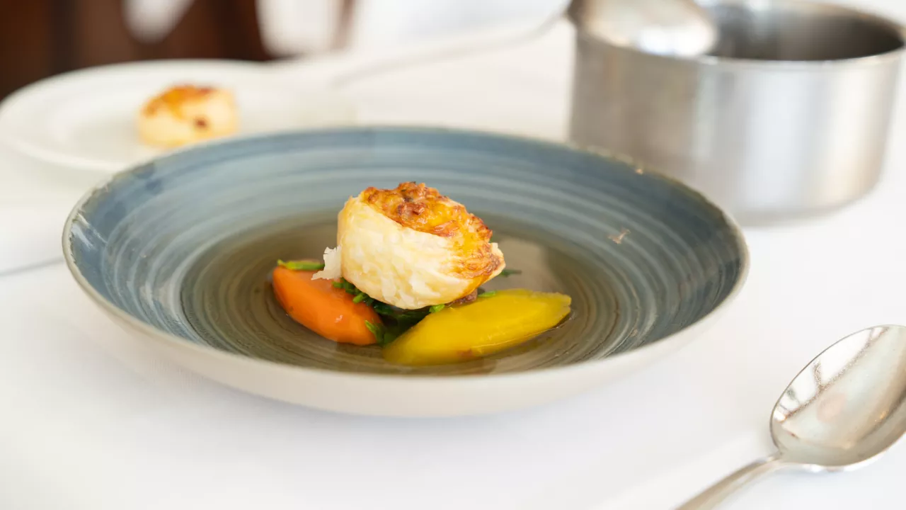 Schinkenkrapferl als Suppeneinlage